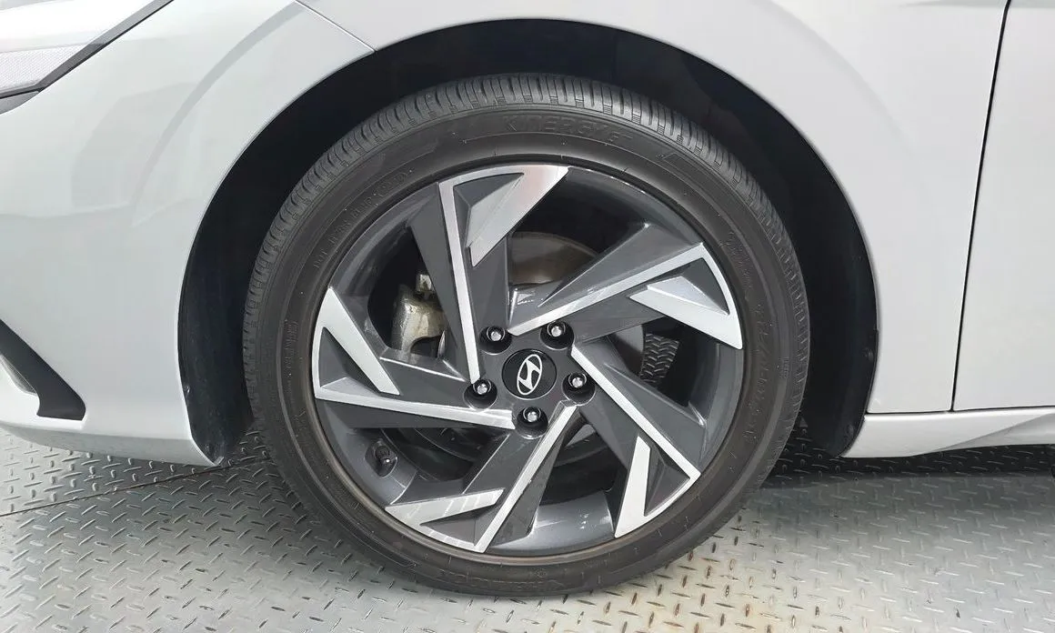 Hyundai AVANTE — фото 7