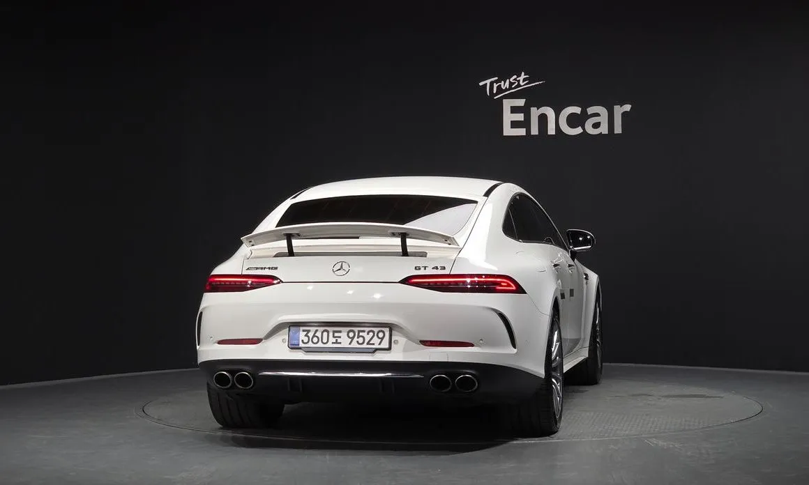 Mercedes-Benz AMG GT — фото 4