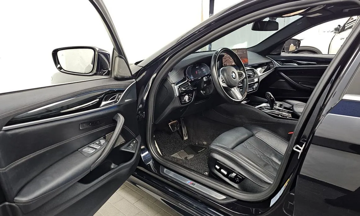 BMW 5-Series 2021 из KR, фото 8