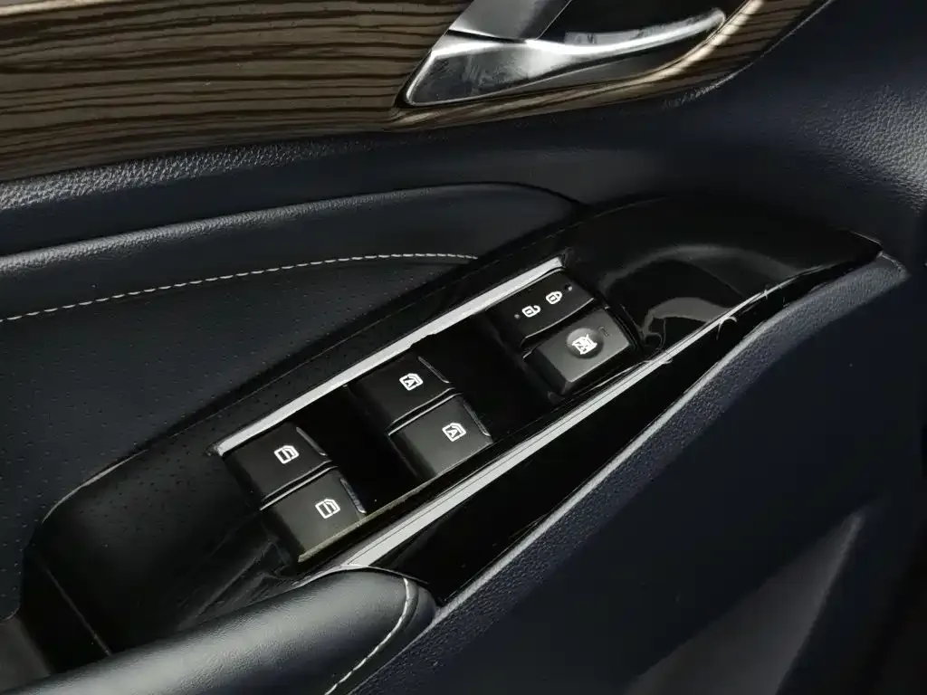 GAC Motor Trumpchi M8 — фото 4