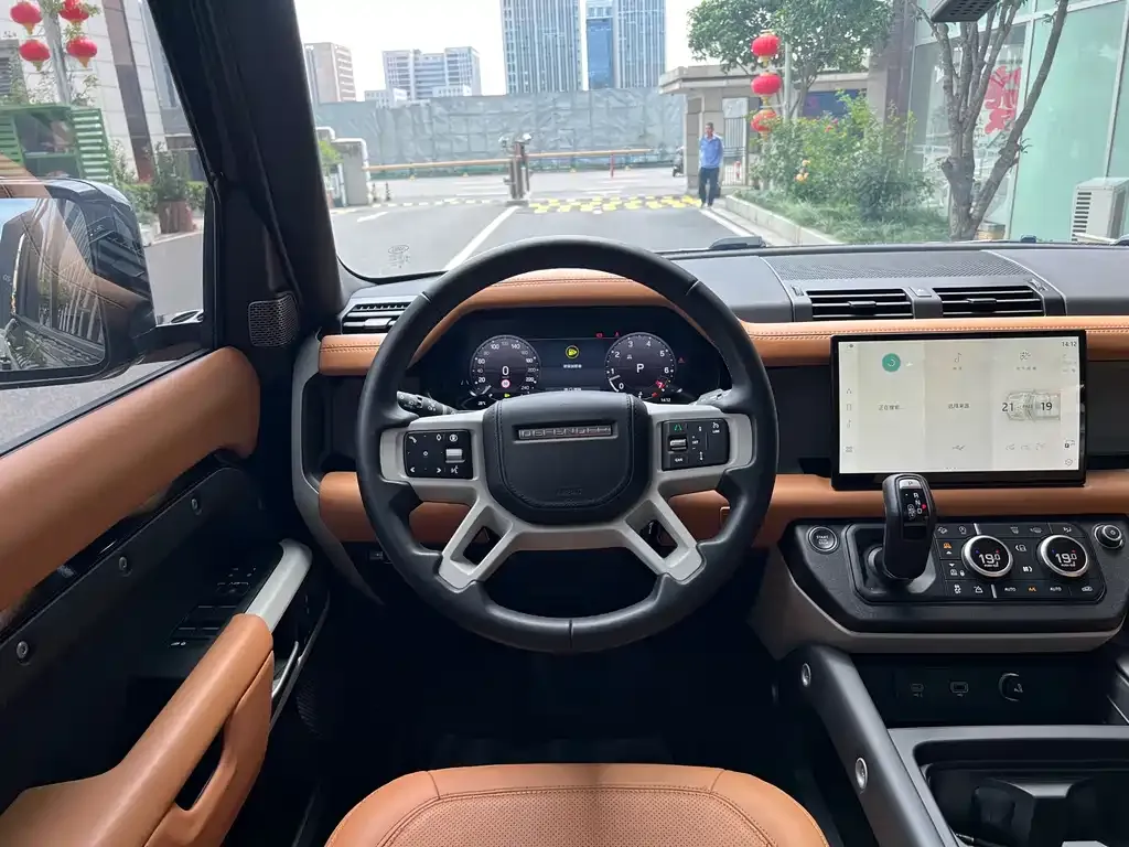 Land Rover Defender — фото 9