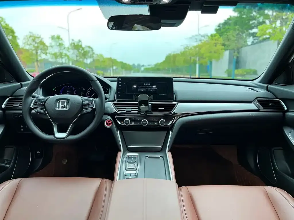 Honda Inspire — фото 7