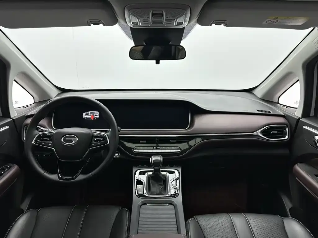 GAC Motor Trumpchi M6 — фото 9