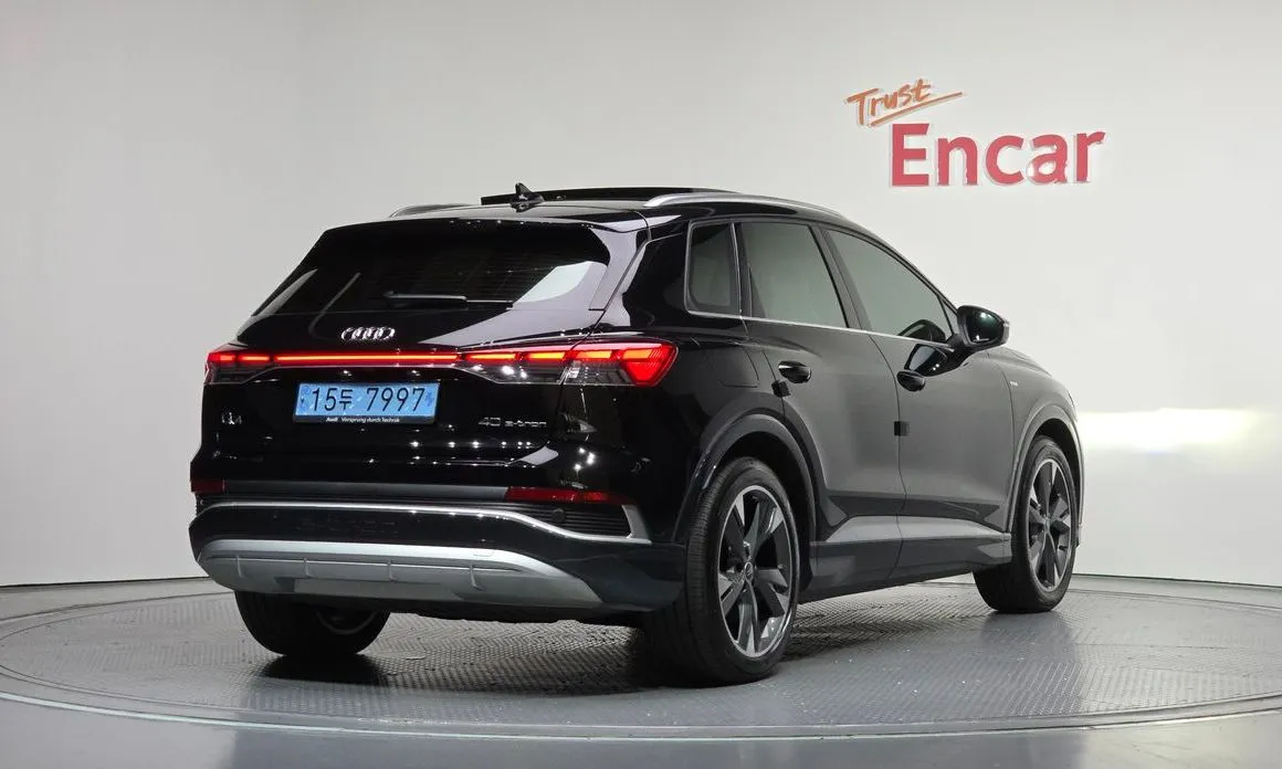 Audi Q4 e-tron 2022 из KR, фото 2
