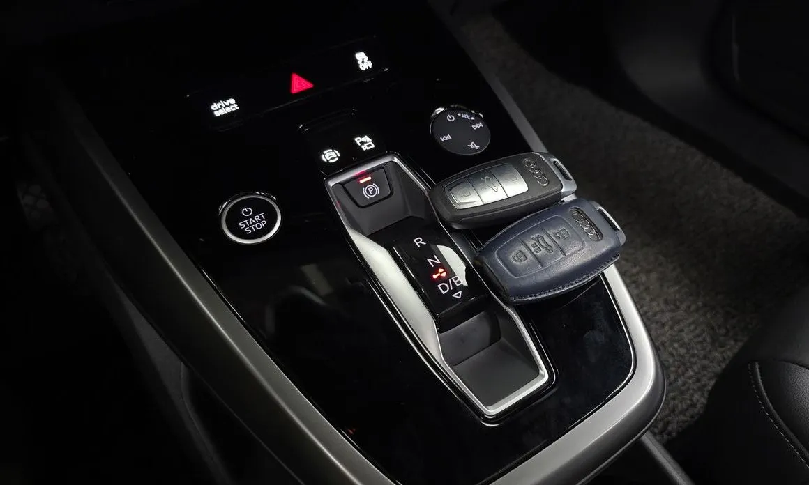 Audi Q4 e-tron 2022 из KR, фото 10