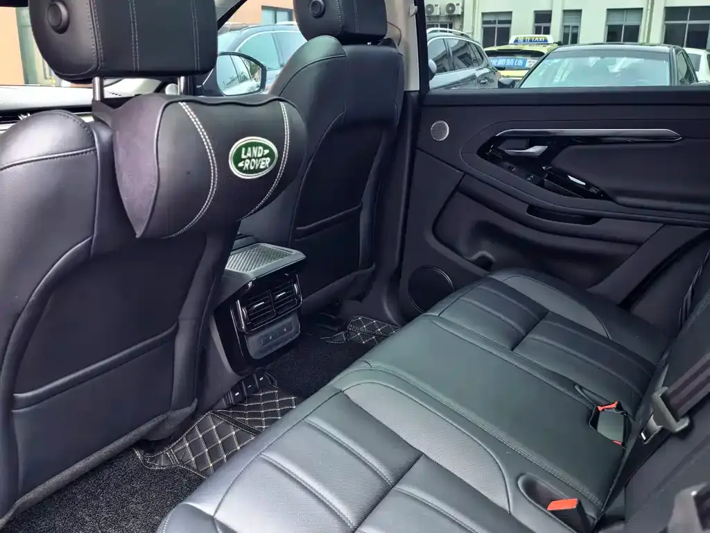 Land Rover Evoque — фото 9