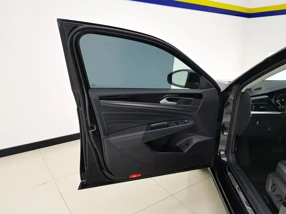 Volkswagen Passat — фото 2