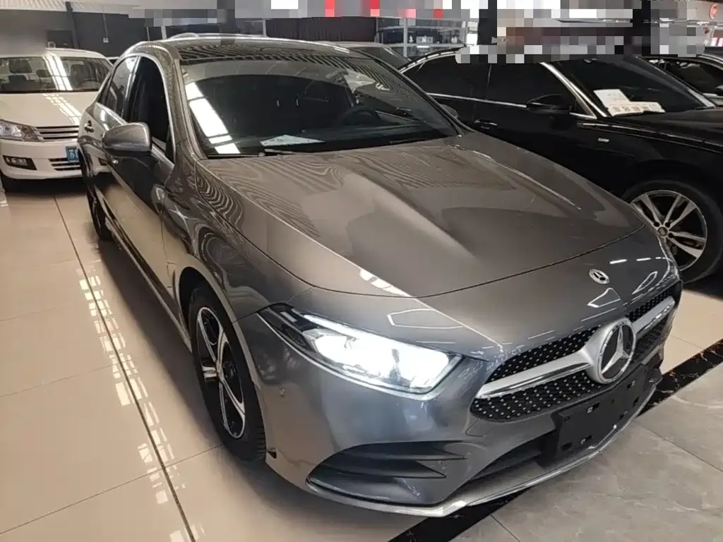 Mercedes-Benz A-Class — фото 10