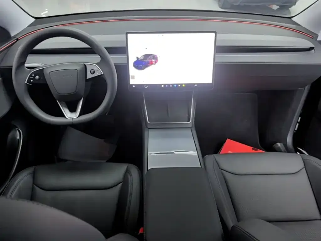 Tesla Model Y — фото 4