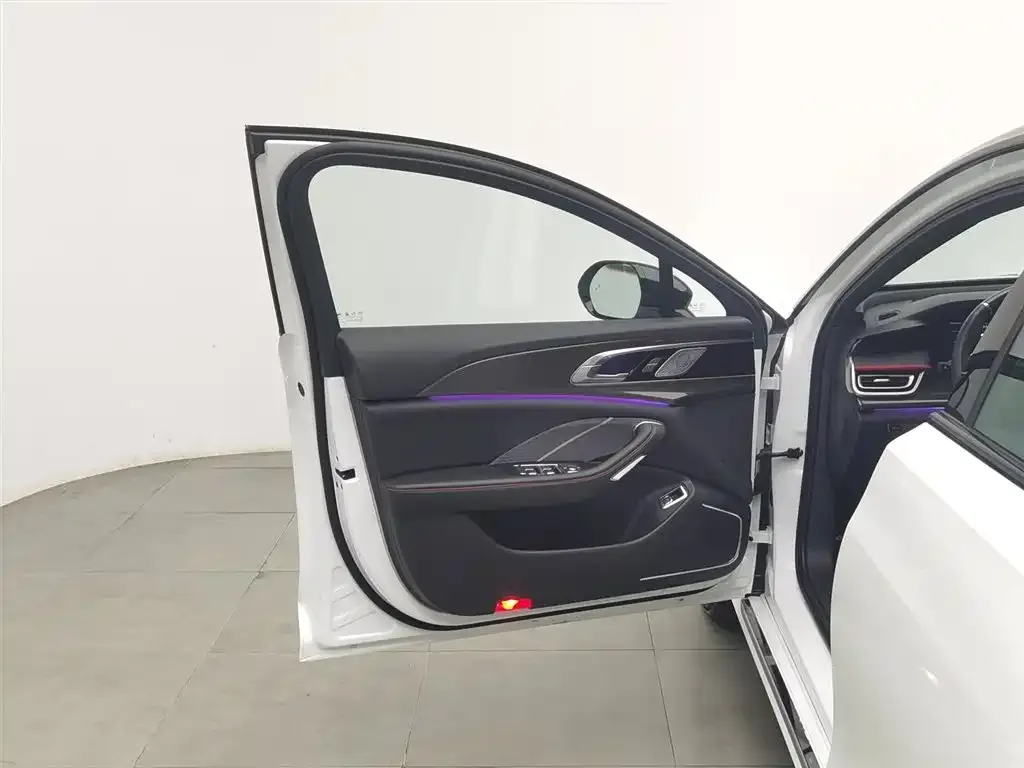 Hongqi H6 2024 из CN, фото 2