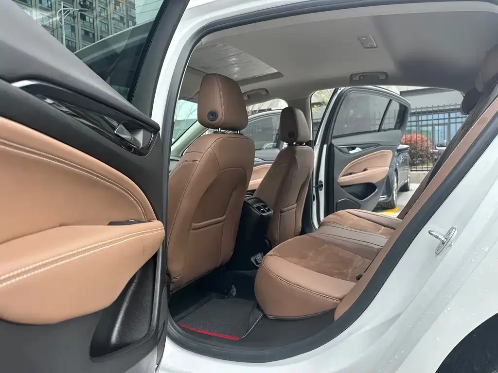 Buick Regal — фото 7