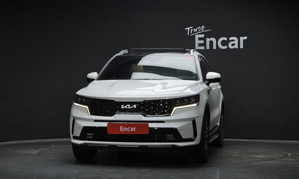 Kia Sorento — фото 7
