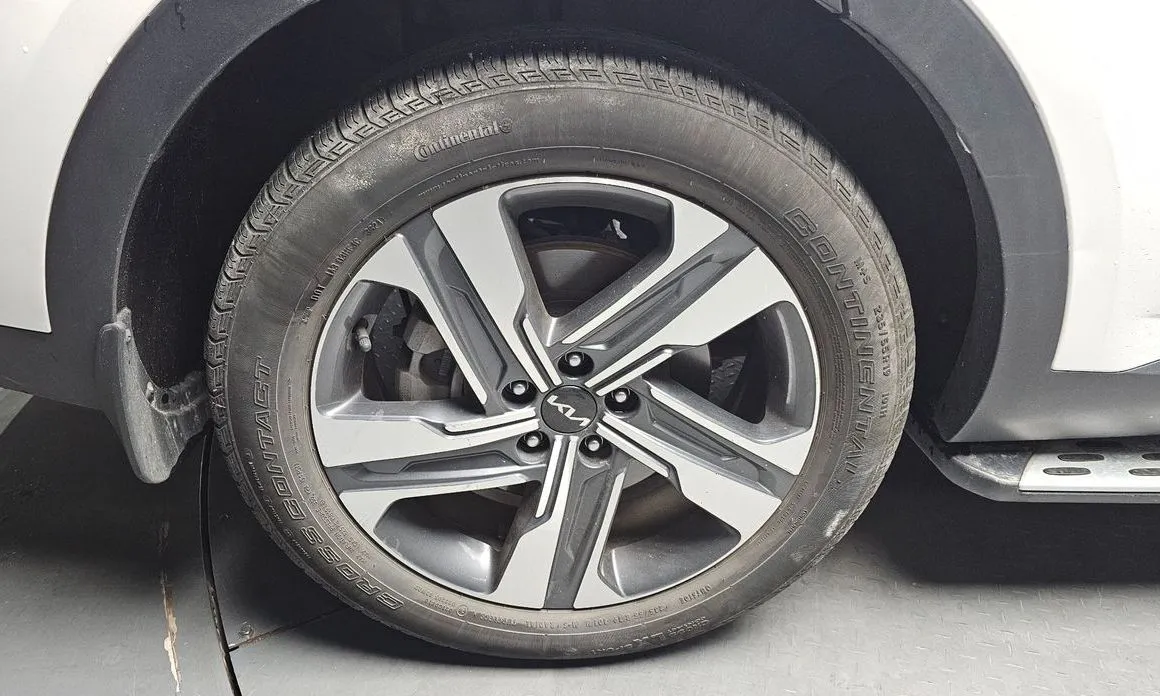 Kia Sorento — фото 5