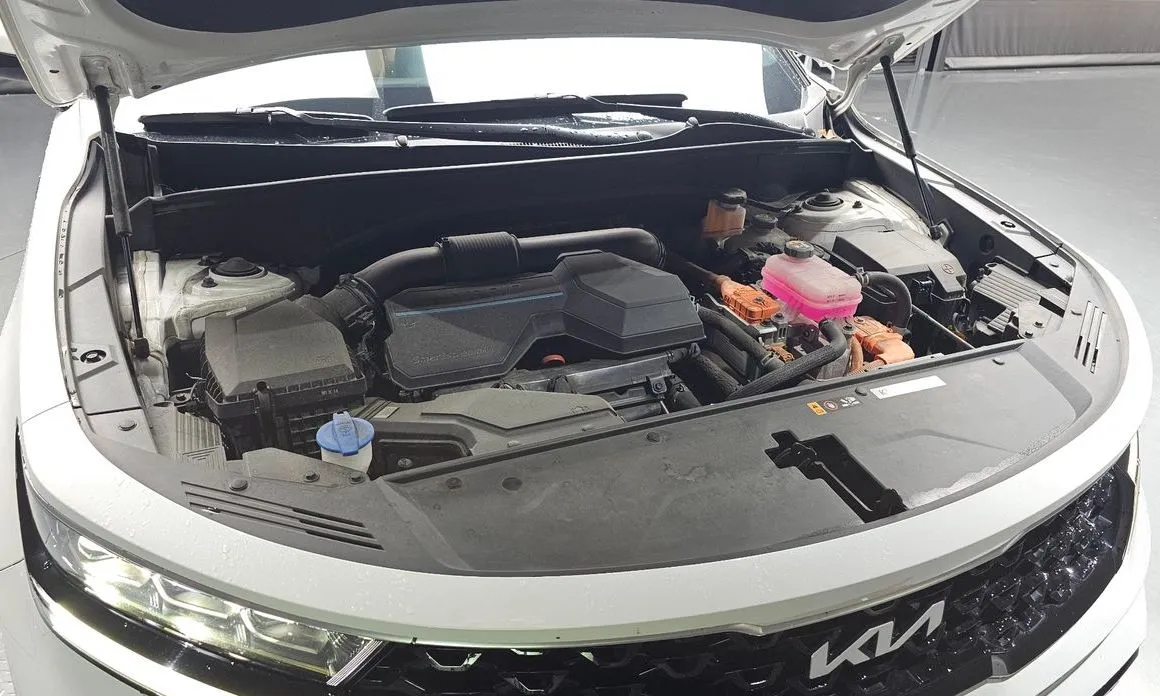 Kia Sorento — фото 8