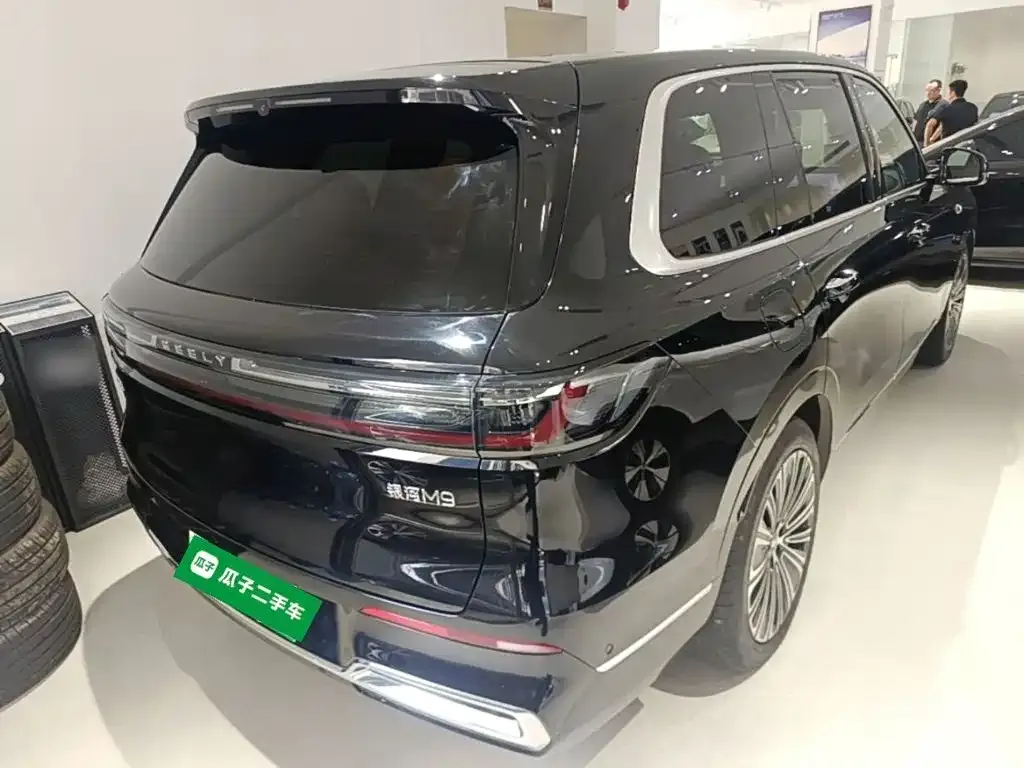 Geely Galaxy M9 — фото 3