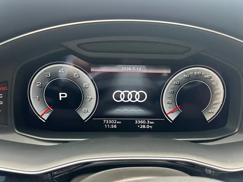 Audi Q8 — фото 2