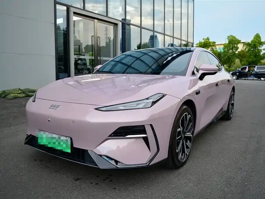 Geely Galaxy E8