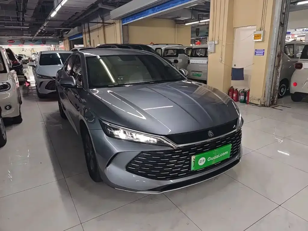 BYD Qin L — фото 10