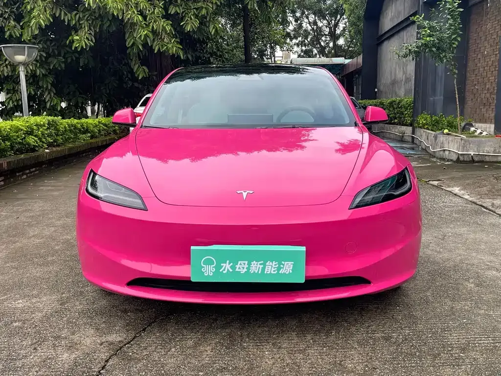 Tesla Model 3 — фото 7