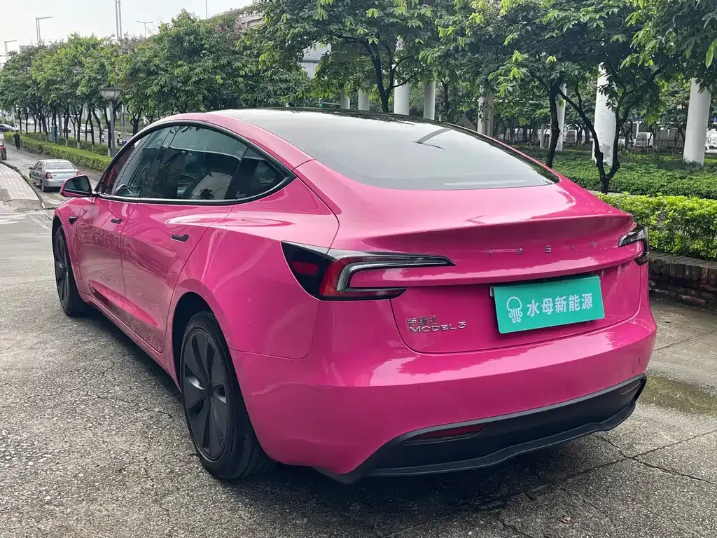 Tesla Model 3 — фото 6