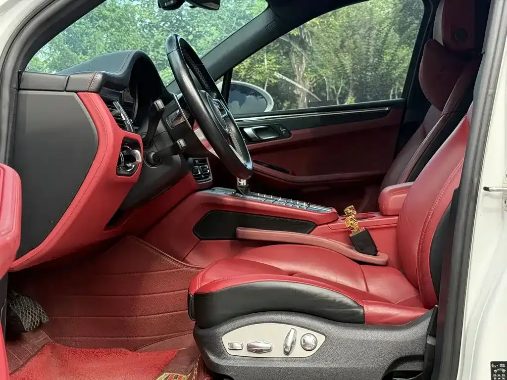 Porsche Macan 2021 из CN, фото 5