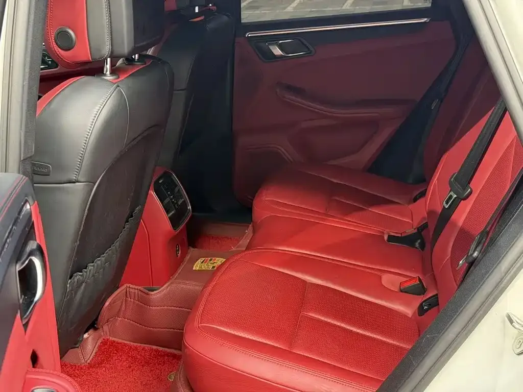 Porsche Macan 2021 из CN, фото 3