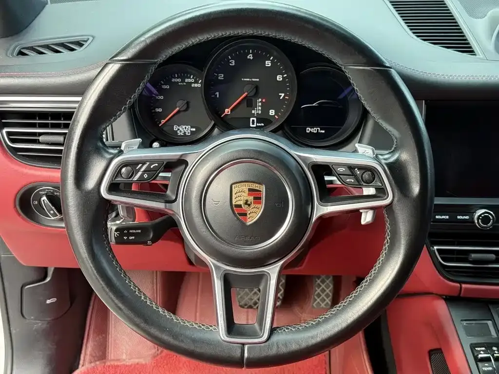 Porsche Macan 2021 из CN, фото 4