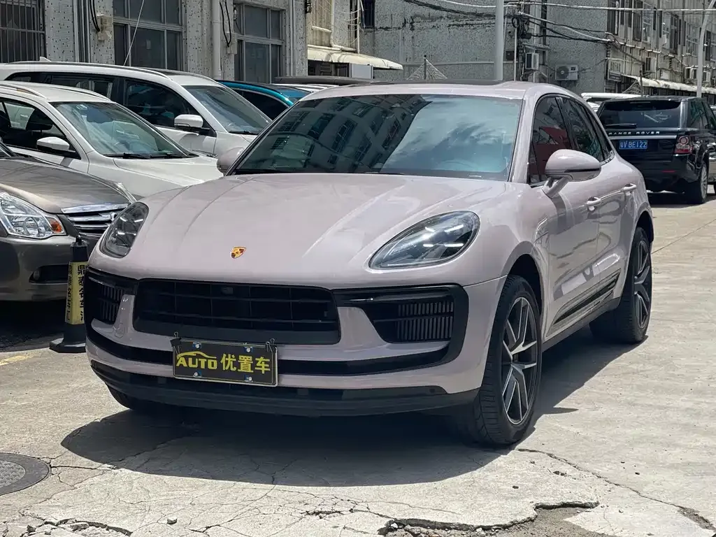 Porsche Macan — фото 1