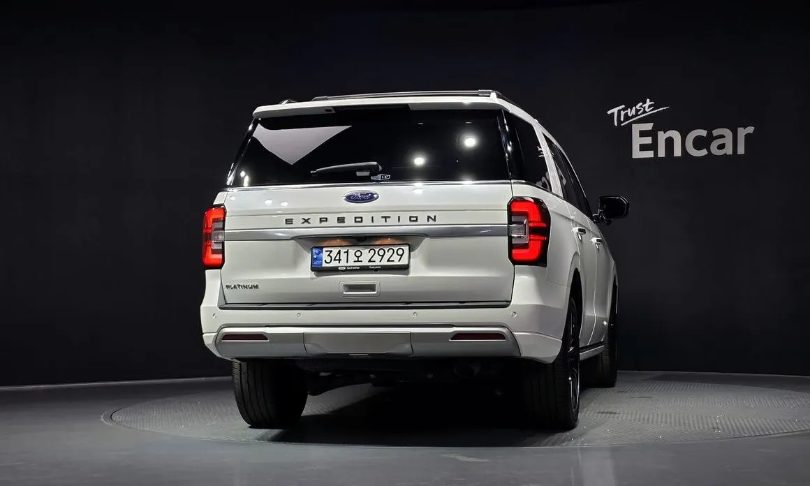 Ford Expedition 2023 из KR, фото 3