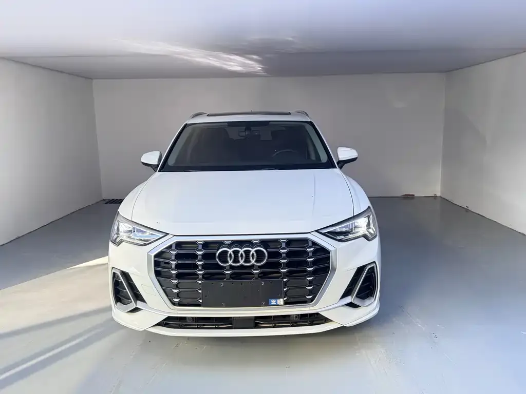 Audi Q3 — фото 6