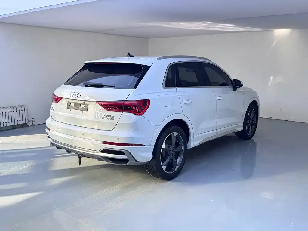 Audi Q3 — фото 2