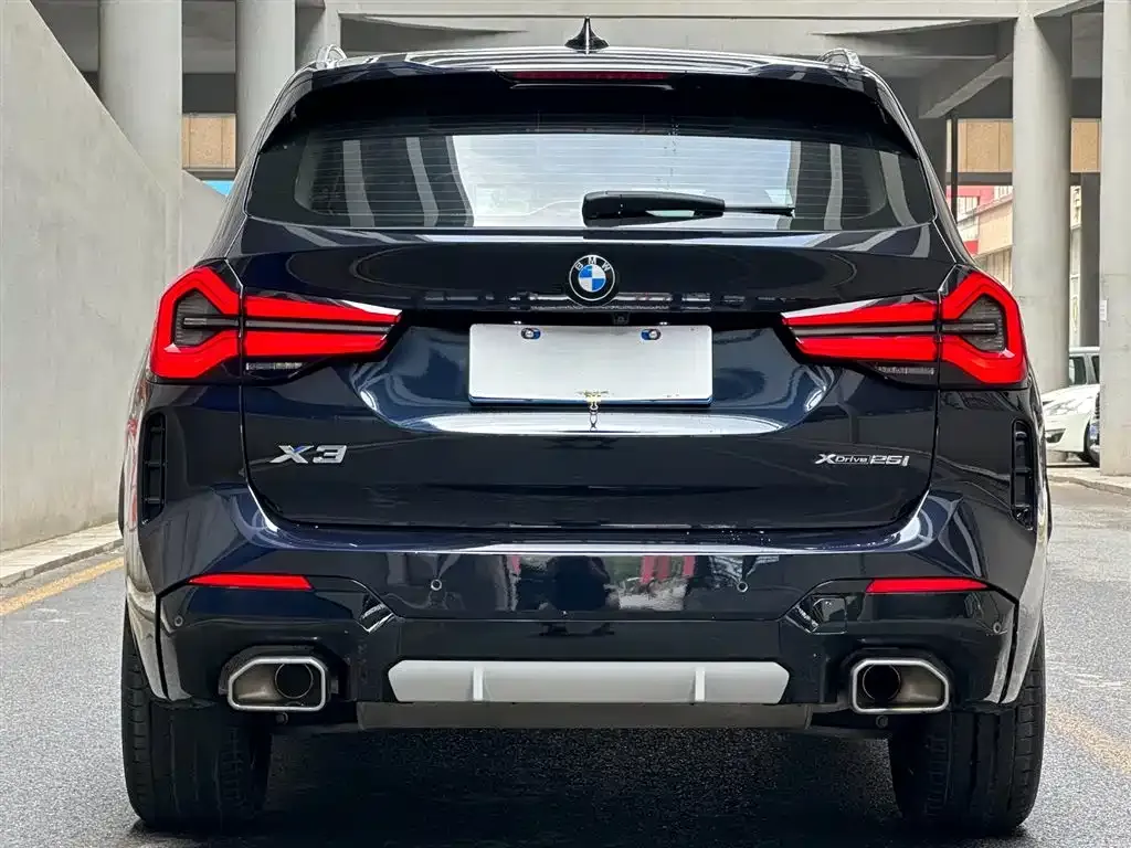 BMW X3 — фото 10