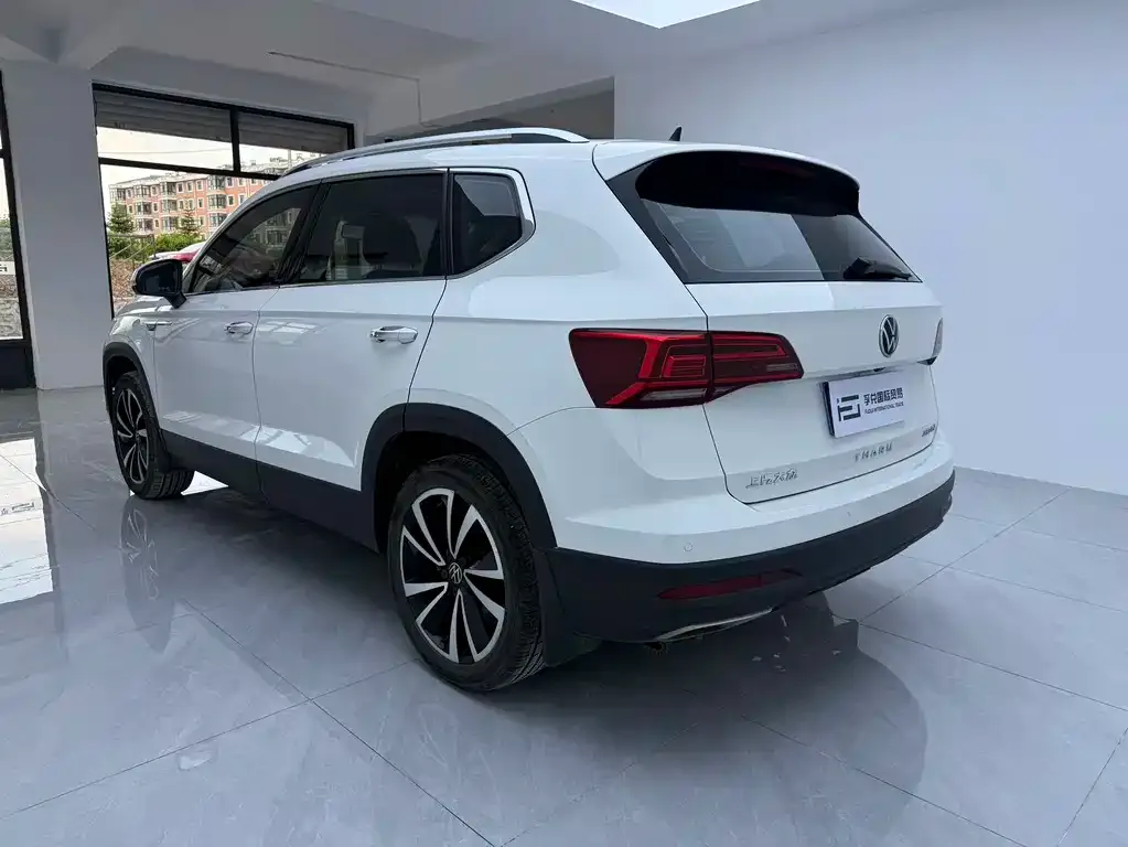 Volkswagen Tharu — фото 3