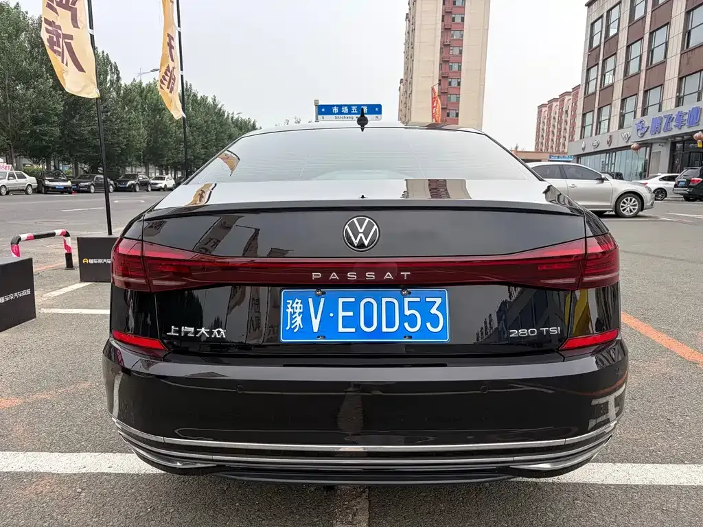 Volkswagen Passat — фото 2