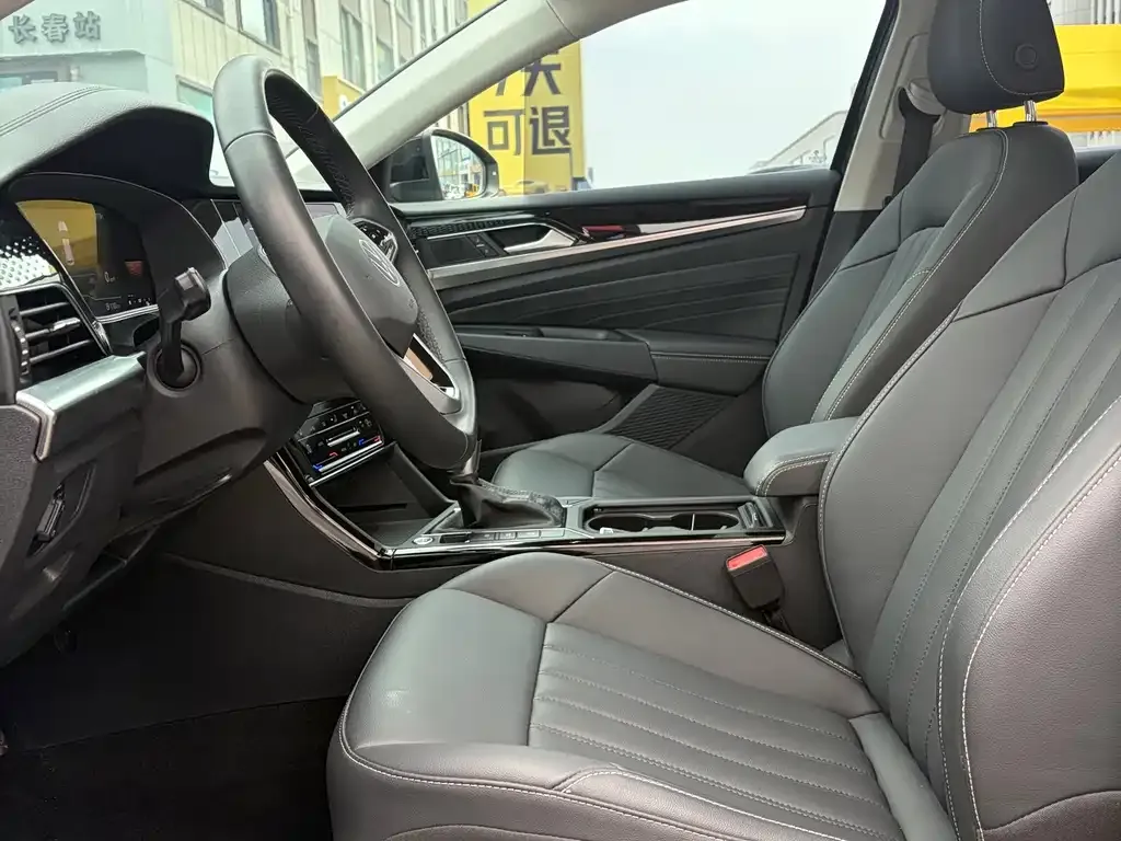 Volkswagen Passat — фото 5