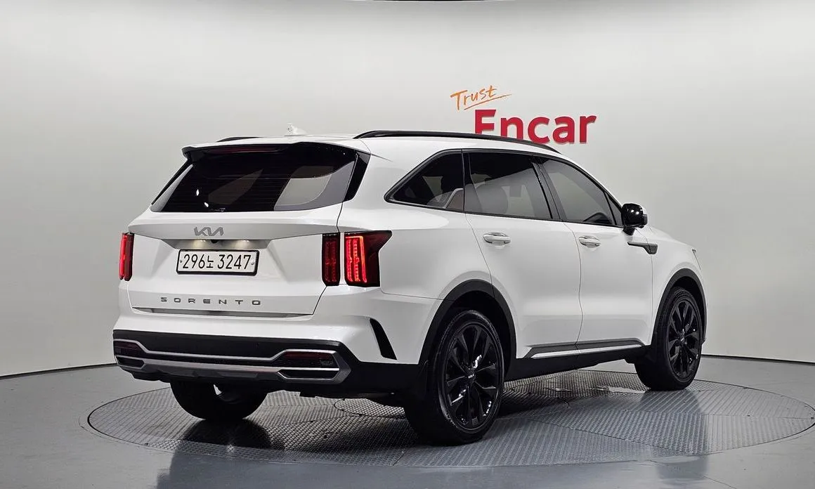 Kia Sorento — фото 7