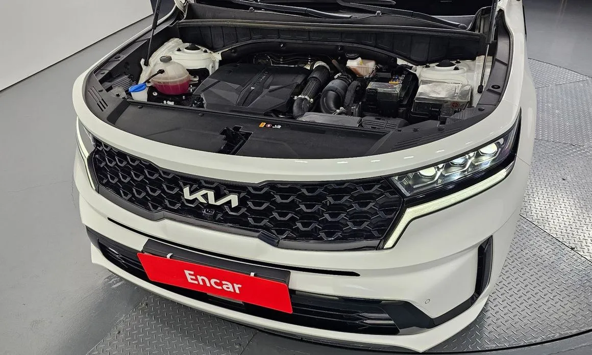 Kia Sorento — фото 9