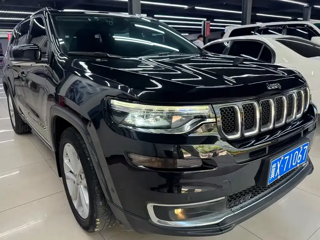Jeep Grand Commander 2022 из CN, фото 9