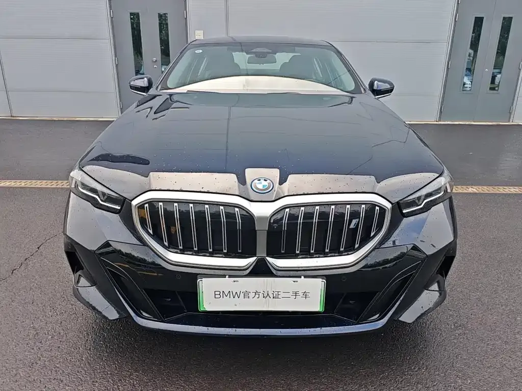 BMW i5 — фото 7