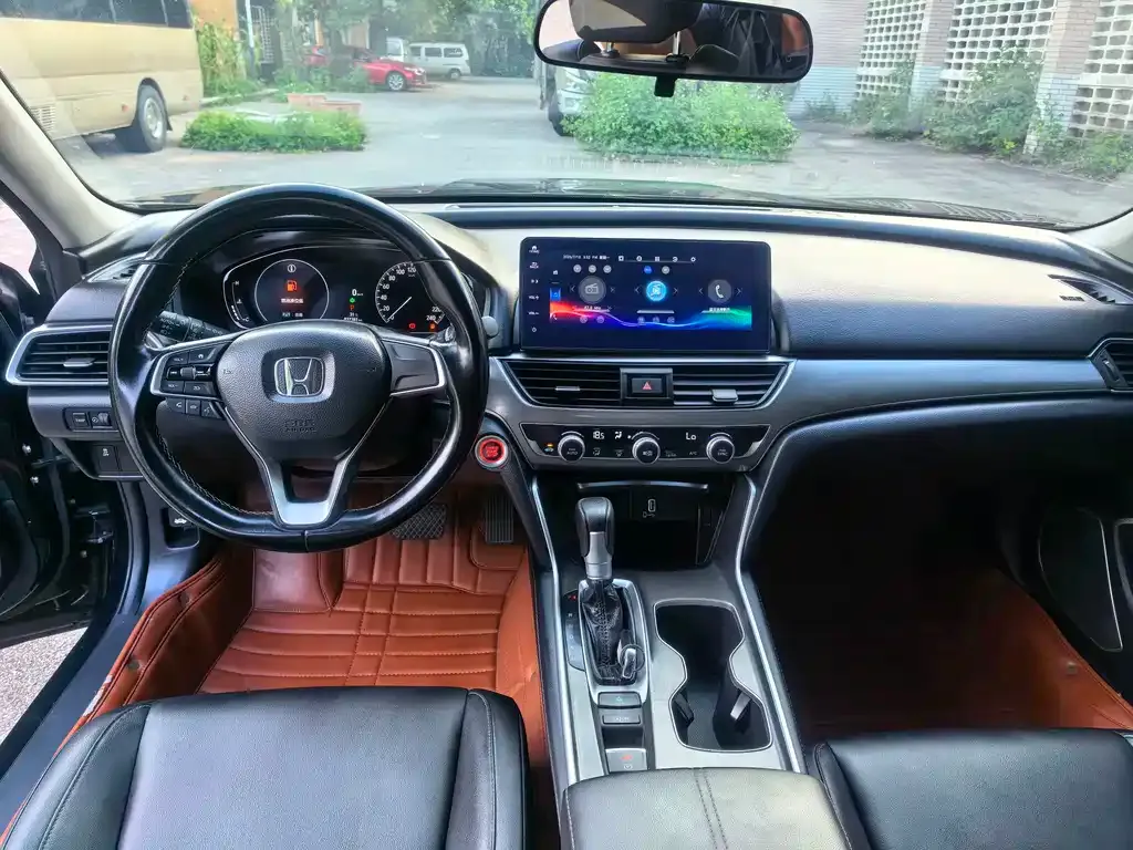 Honda Accord — фото 5
