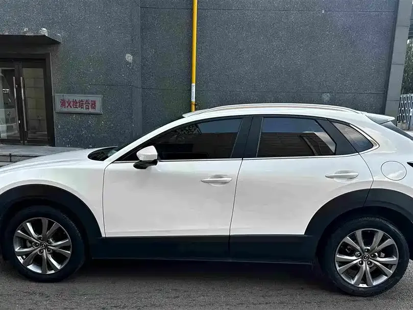 Mazda CX-30 — фото 2