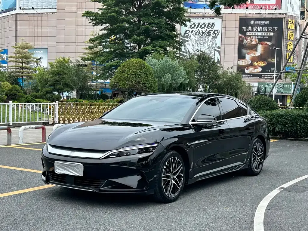 BYD Han — фото 1