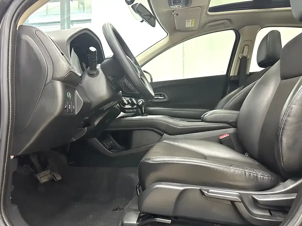 Honda Vezel 2022 из CN, фото 7