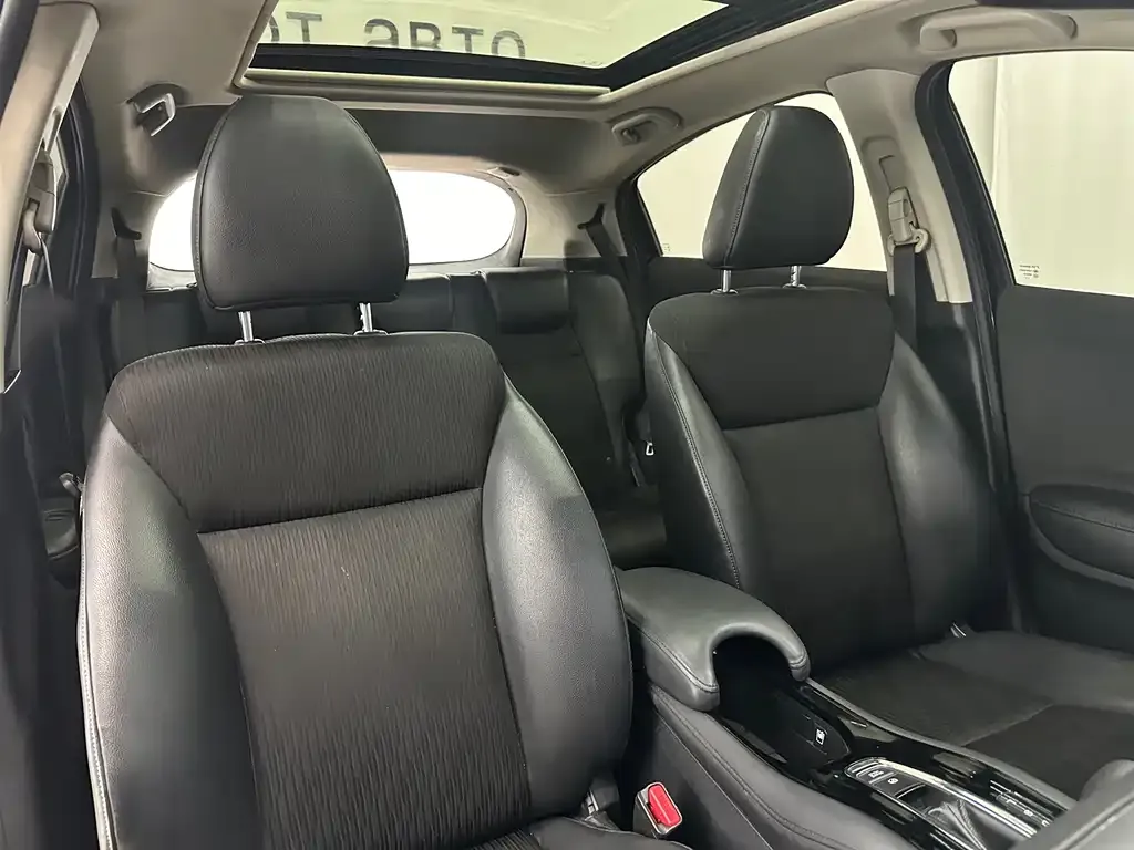 Honda Vezel 2022 из CN, фото 8