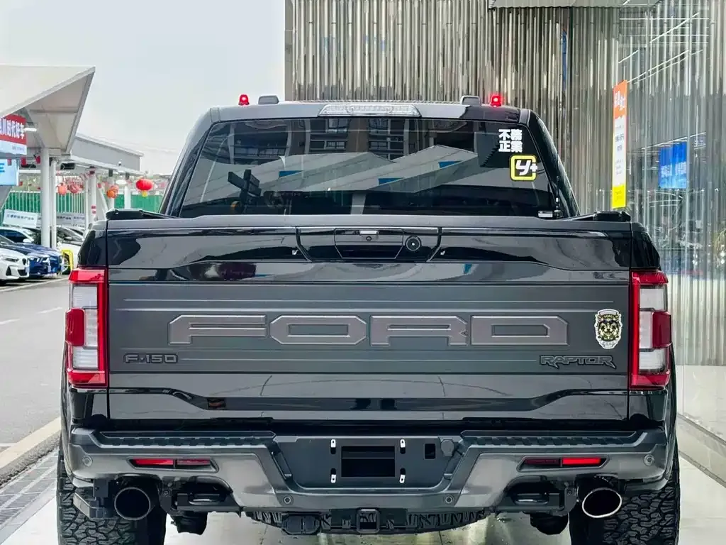 Ford F-150 Raptor — фото 6