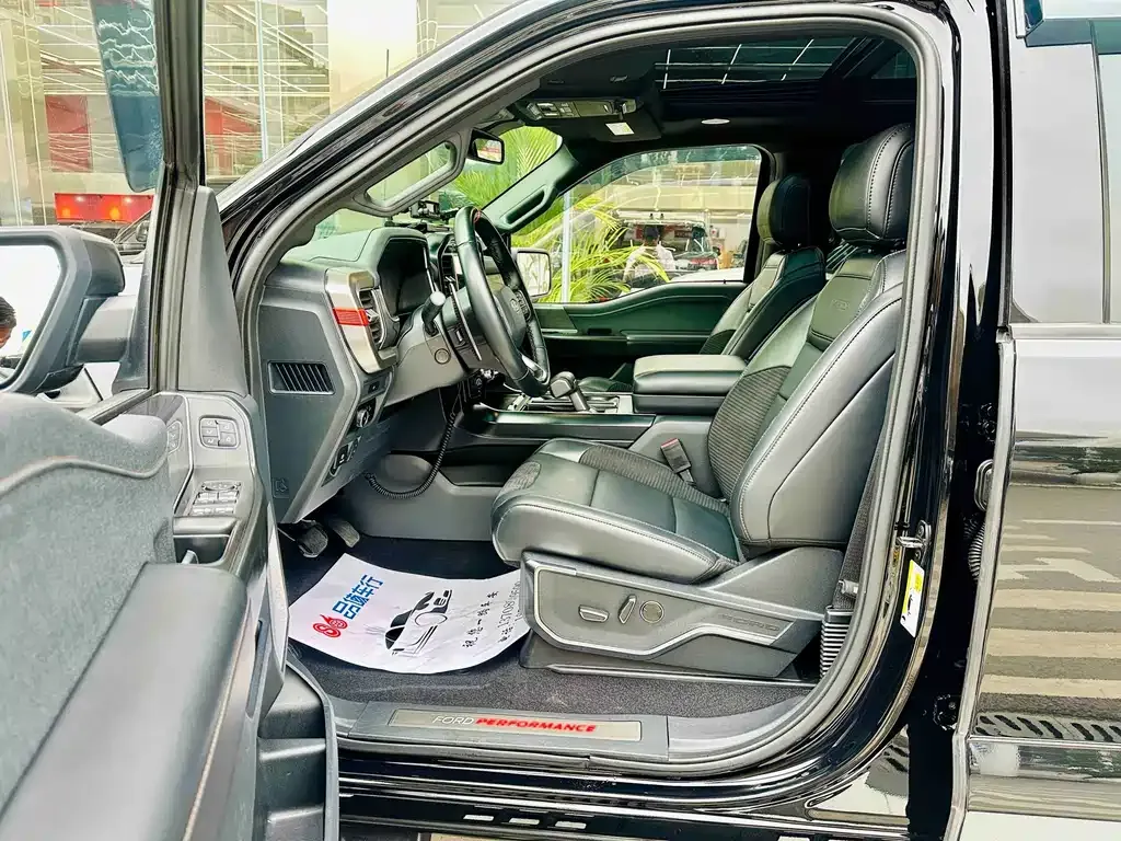 Ford F-150 Raptor — фото 2