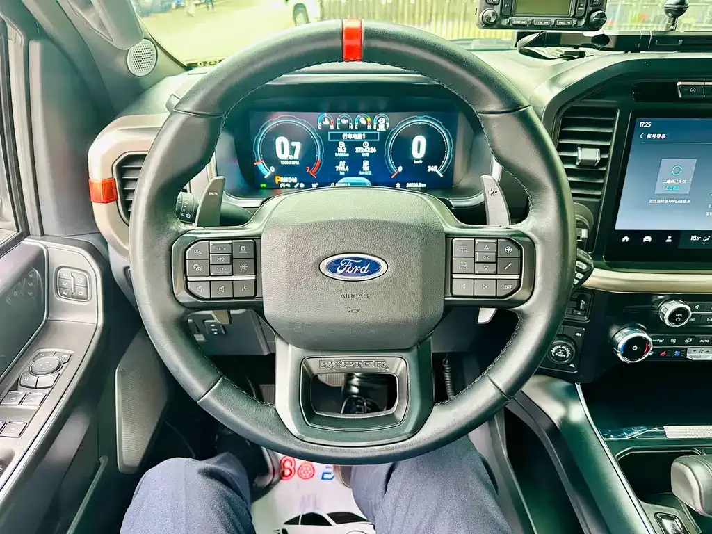 Ford F-150 Raptor — фото 7
