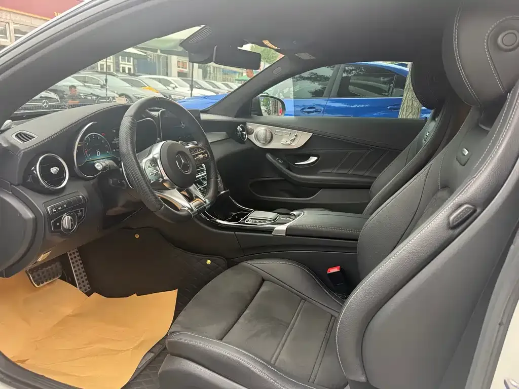 Mercedes-Benz C-Class AMG — фото 5