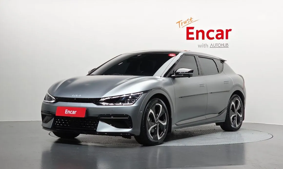 Kia EV6 — фото 1