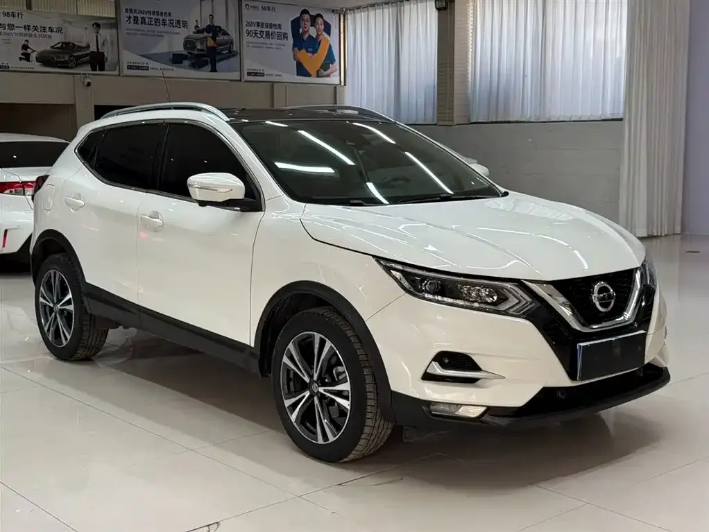 Nissan Qashqai — фото 3